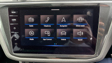 Volkswagen Tiguan 2.0 TDI Active 5dr Diesel Estate